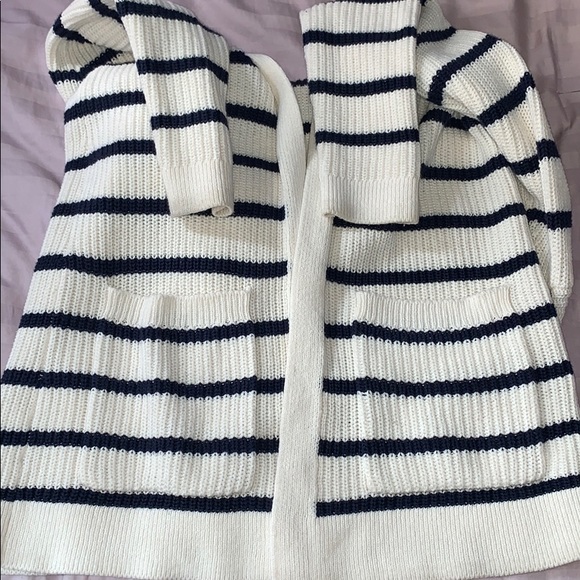 Old Navy Cardigan - Picture 2 of 2